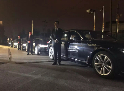 成都中寶全新BMW7系夜間私密試駕會(huì)華麗上演_車(chē)迷會(huì)網(wǎng)站 - 滿足您對(duì)車(chē)的各種需求的專(zhuān)業(yè)汽車(chē)網(wǎng)站及車(chē)友俱樂(lè)部